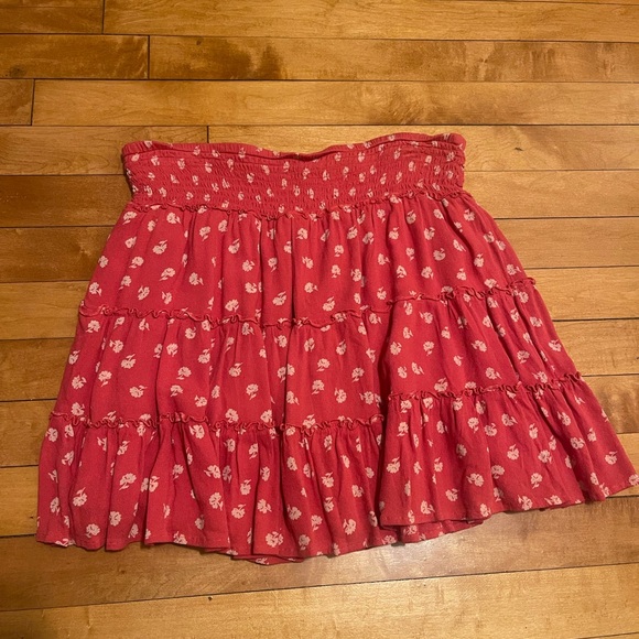 Floral Red Women's Skirt - Picture 1 of 1
